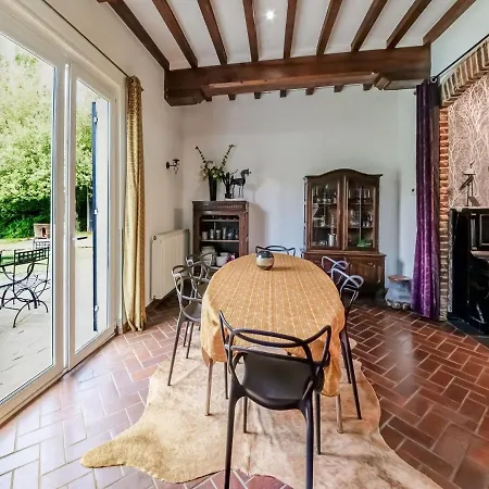 빌라 La Villa De Lienne In Ciney With Heated Pool And Garden 시네