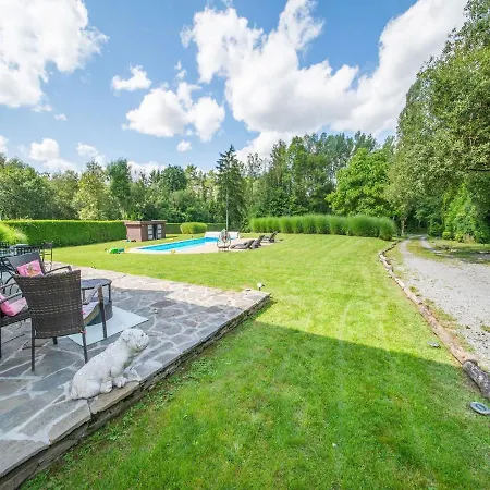 La Villa De Lienne In Ciney With Heated Pool And Garden 빌라 시네