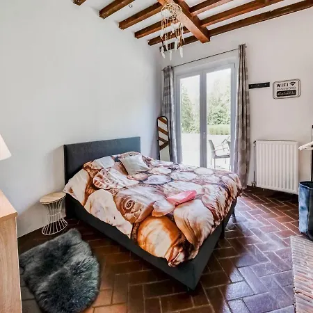 La Villa De Lienne In Ciney With Heated Pool And Garden 빌라