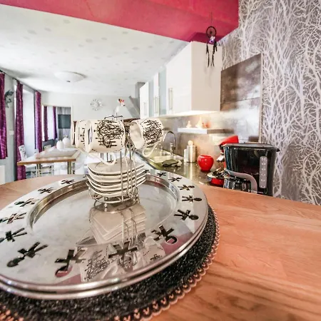 빌라 La Villa De Lienne In Ciney With Heated Pool And Garden 시네