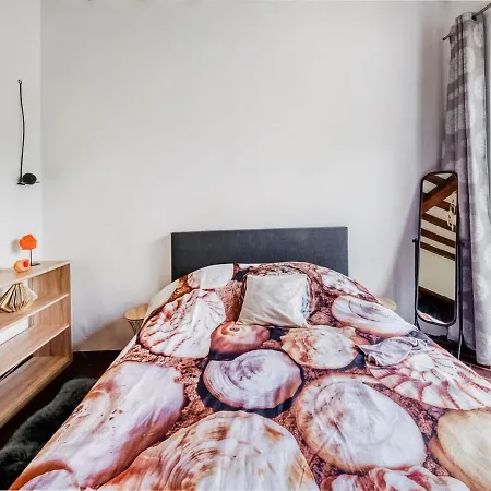 La Villa De Lienne In Ciney With Heated Pool And Garden * 시네